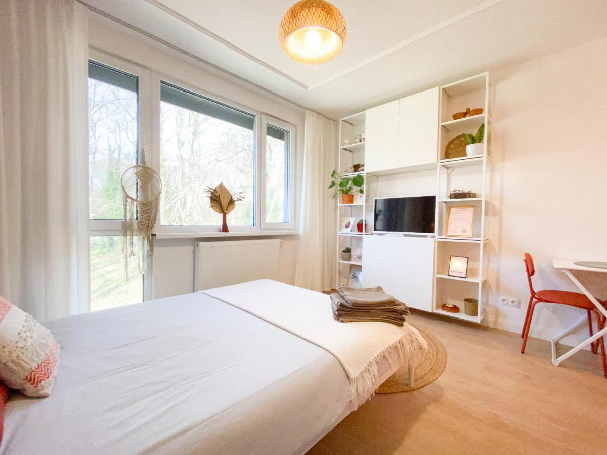 Apartament Fala Metro Sgh Klub Stodola Parking Parkview Fast Wifi Warsaw Luaran gambar